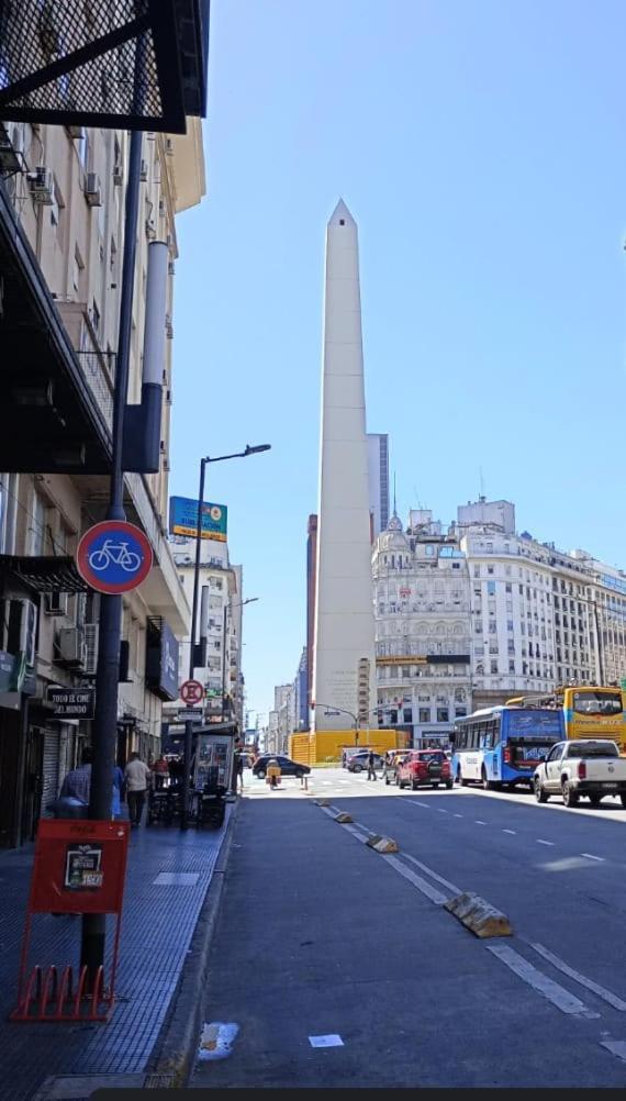 Corrientes 820 Obelisco * Buenos Aires
